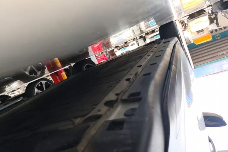 Used MG ES5 2025 515 Pro Rear-Drive Version Left Side Sill
