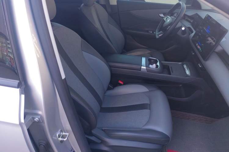 Used MG ES5 2025 515 Pro Rear-Drive Version Right Front Seat
