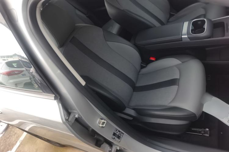Used MG ES5 2025 515 Pro Rear-Drive Version Right Front Seat