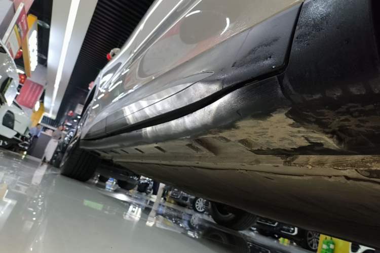 Used MG ES5 2025 525max Rear-Drive Intelligent Driving Version Right Side Sill