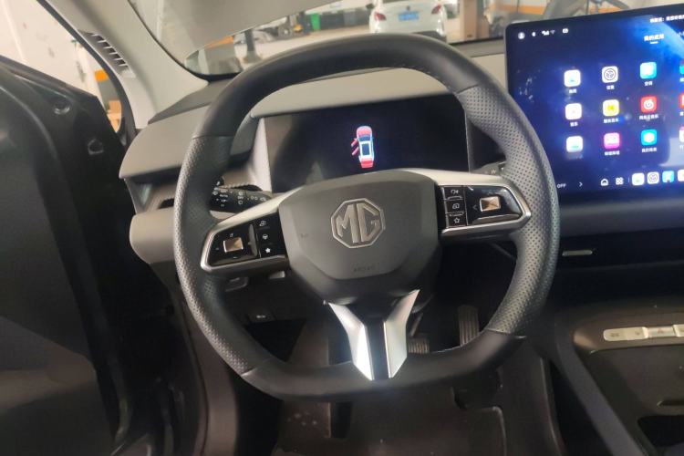 Used MG ES5 2025 525max Rear-Drive Intelligent Driving Version Steering Wheel
