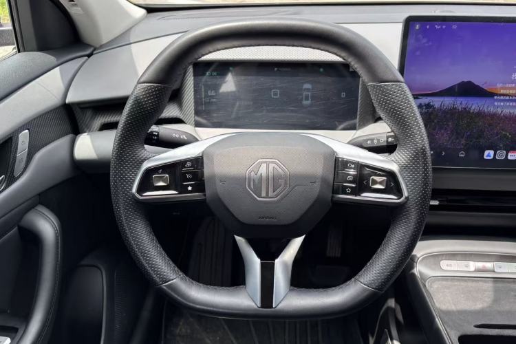 Used MG ES5 2025 425 Pro Rear-Drive Version Steering Wheel
