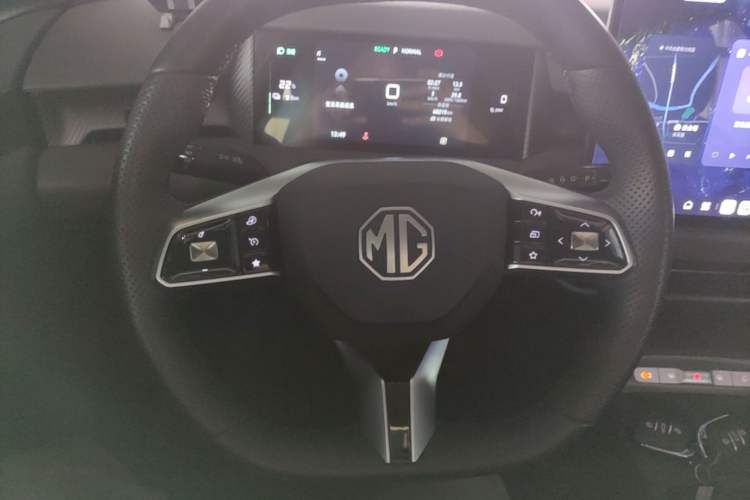 Used MG ES5 2025 515 Pro Rear-Drive Version Steering Wheel