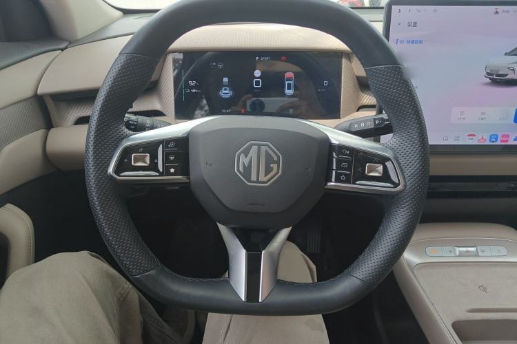 Used MG ES5 2025 525max Rear-Drive Intelligent Driving Version Steering Wheel