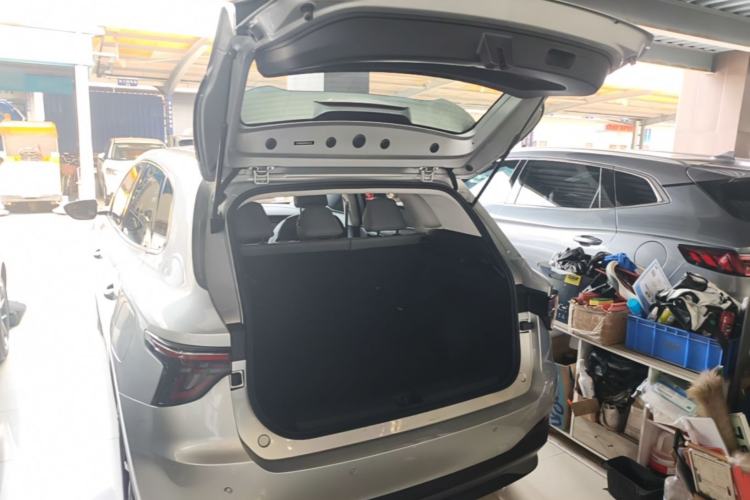 Used MG ES5 2025 515 Pro Rear-Drive Version Trunk