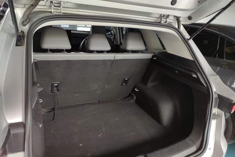 Used MG ES5 2025 515 Pro Rear-Drive Version Trunk