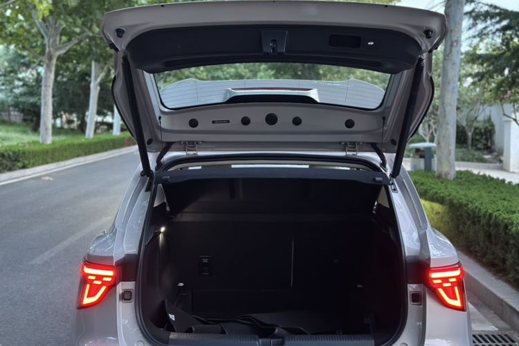 Used MG ES5 2025 525max Rear-Drive Intelligent Driving Version Trunk