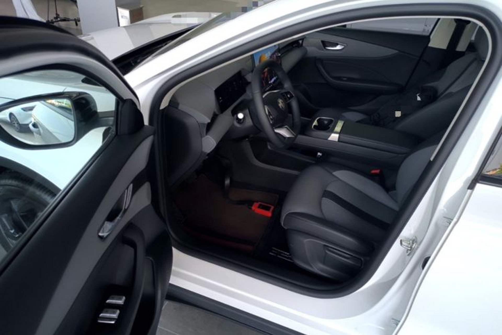Used MG ES5 2025 425 Pro Rear-Drive Version Driver Seat