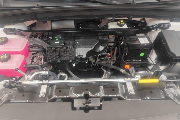 Used MG ES5 2025 425plus Rear-Drive Version Engine Bay