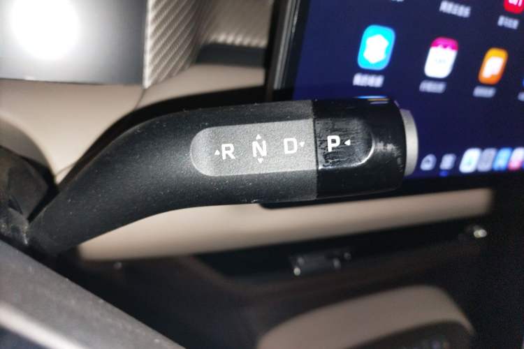 Used MG ES5 2025 515plus Rear-Drive Version Gear Lever
