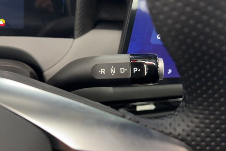 Used MG ES5 2025 425 Pro Rear-Drive Version Gear Lever