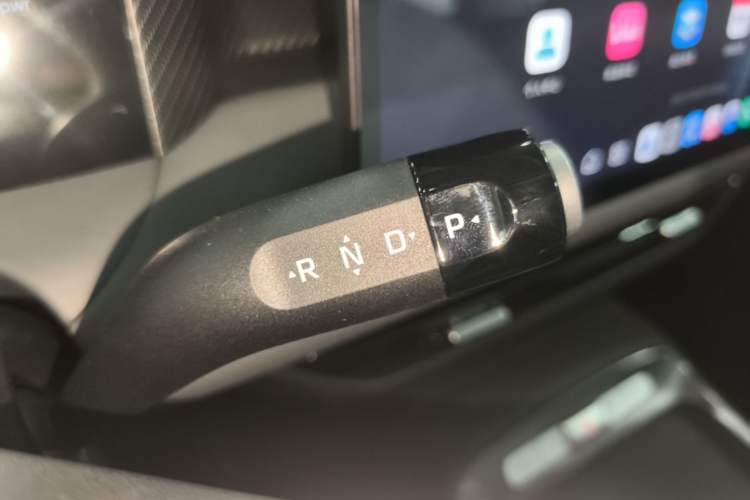 Used MG ES5 2025 425plus Rear-Drive Version Gear Lever