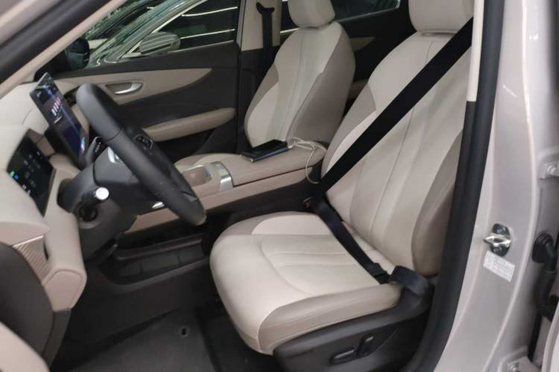 Used MG ES5 2025 525max Rear-Drive Intelligent Driving Version Left Front Seat