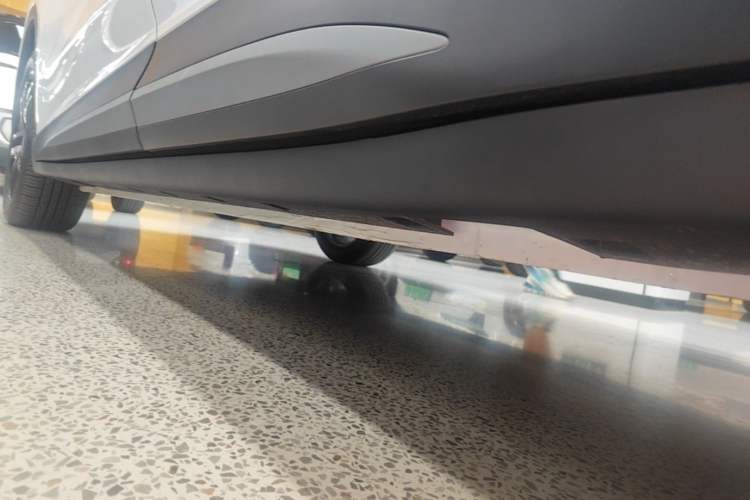 Used MG ES5 2025 425plus Rear-Drive Version Left Side Sill