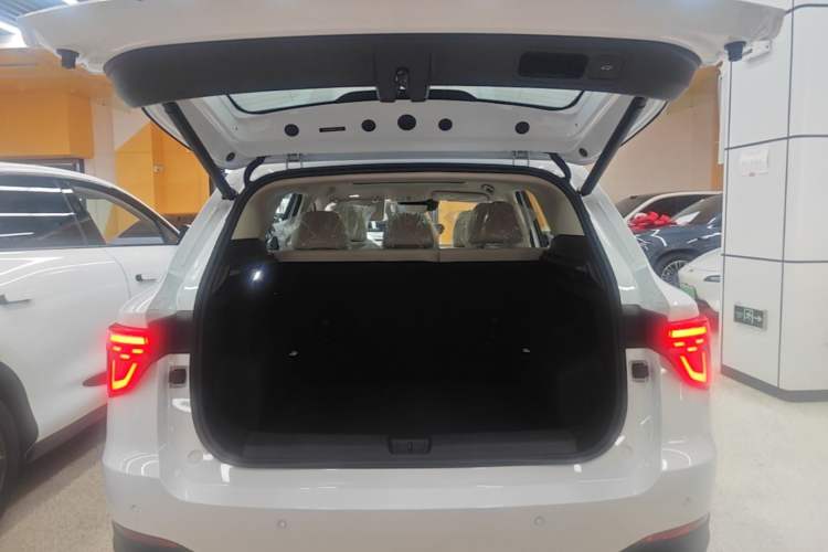 Used MG ES5 2025 425plus Rear-Drive Version Trunk