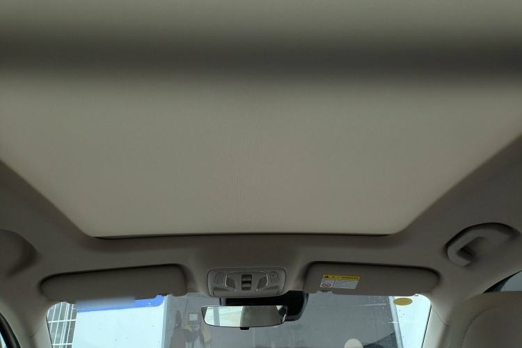 Used MG ES5 2025 525max Rear-Drive Intelligent Driving Version Headliner