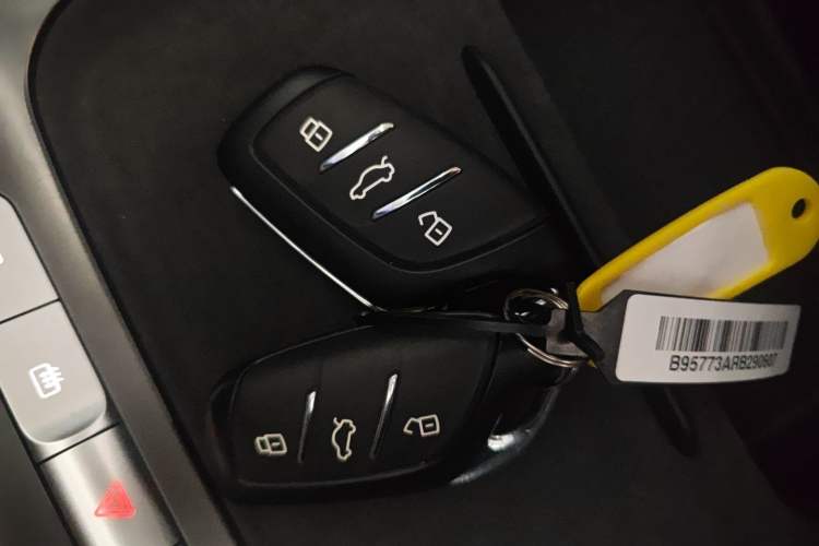 Used MG ES5 2025 425 Pro Rear-Drive Version Interior 1