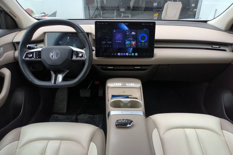 Used MG ES5 2025 525max Rear-Drive Intelligent Driving Version Interior 2