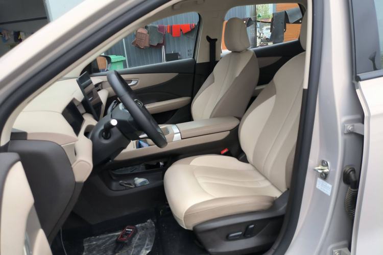 Used MG ES5 2025 525max Rear-Drive Intelligent Driving Version Left Front Seat