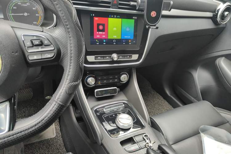 Used MG EZS Electric 2019 E-Plus Edition Audio And AC Panel