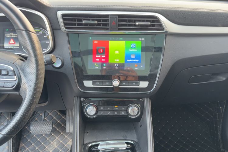 Used MG EZS Electric 2019 E-Plus Edition Audio And AC Panel