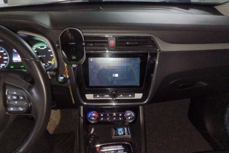 Used MG EZS Electric 2019 E-Pro Edition Audio And AC Panel