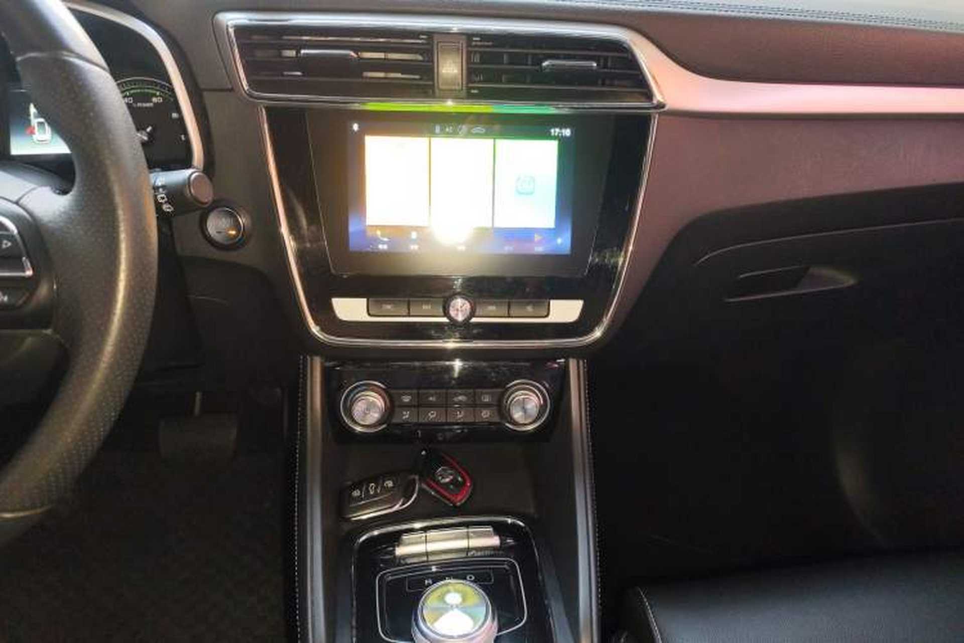 Used MG EZS Electric 2019 E-Plus Edition Audio And AC Panel