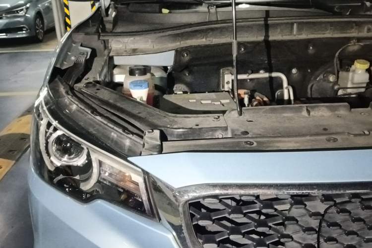 Used MG EZS Electric 2019 E-Pro Edition Engine Bay Right
