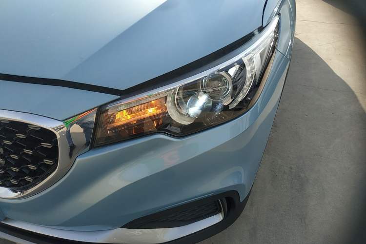Used MG EZS Electric 2019 E-Pro Edition Left Front Headlight