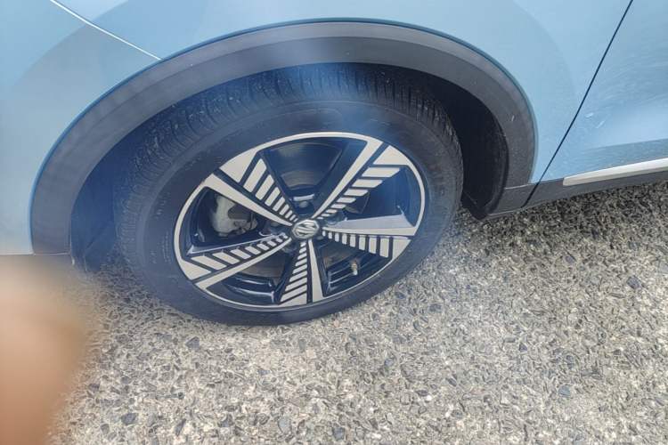 Used MG EZS Electric 2019 E-Pro Edition Left Front Wheel Hub