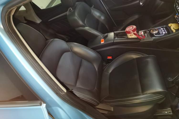 Used MG EZS Electric 2019 E-Pro Edition Right Front Seat