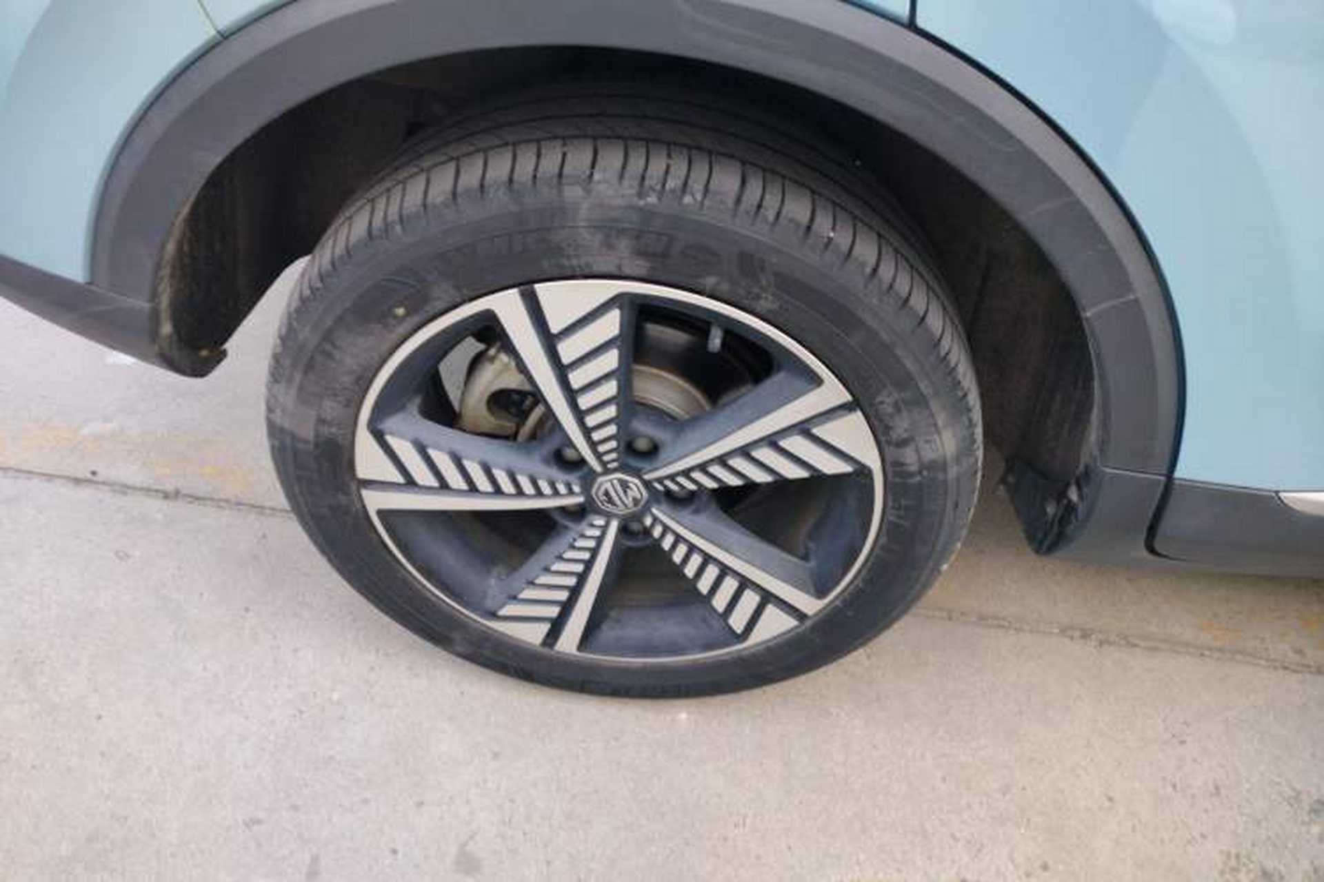 Used MG EZS Electric 2019 E-Plus Edition Right Rear Wheel Hub