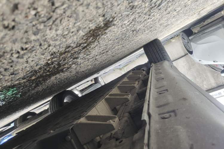 Used MG EZS Electric 2019 E-Pro Edition Right Side Sill