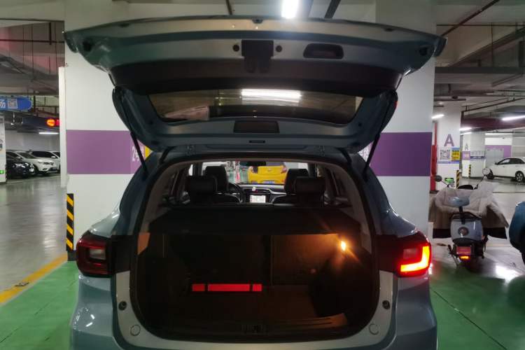 Used MG EZS Electric 2019 E-Pro Edition Trunk