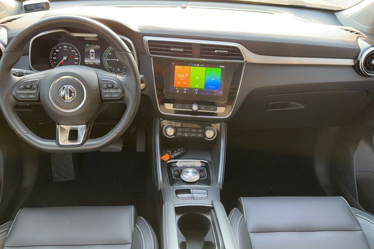 Used MG EZS Electric 2019 E-Plus Edition Audio And AC Panel