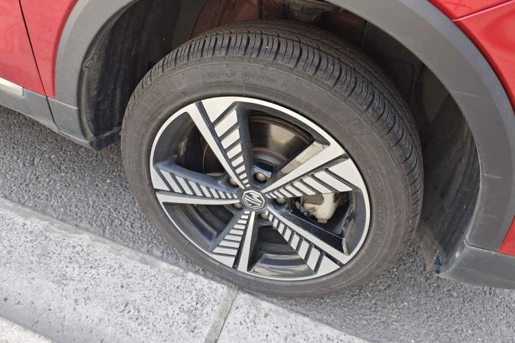 Used MG EZS Electric 2019 E-Plus Edition Right Front Wheel Hub