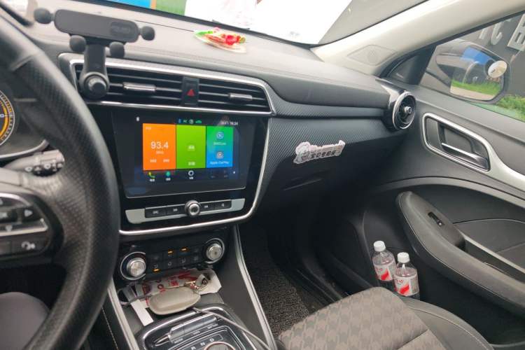 Used MG EZS Electric 2019 E-Lite Edition Audio And AC Panel