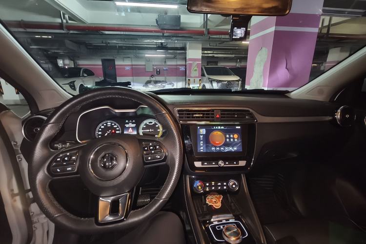 Used MG EZS Electric 2019 E-Plus Edition Center Console