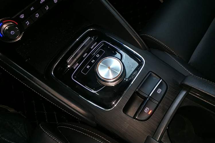 Used MG EZS Electric 2019 E-Plus Edition Gear Lever