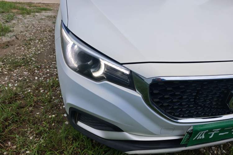 Used MG EZS Electric 2019 E-Lite Edition Right Front Headlight