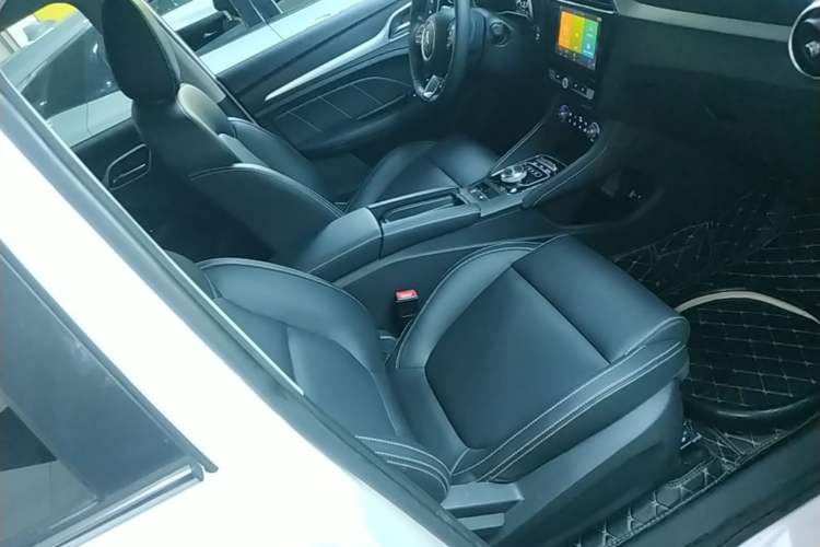 Used MG EZS Electric 2019 E-Plus Edition Right Front Seat