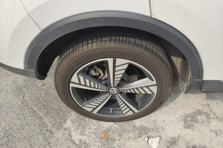 Used MG EZS Electric 2019 E-Plus Edition Right Rear Wheel Hub
