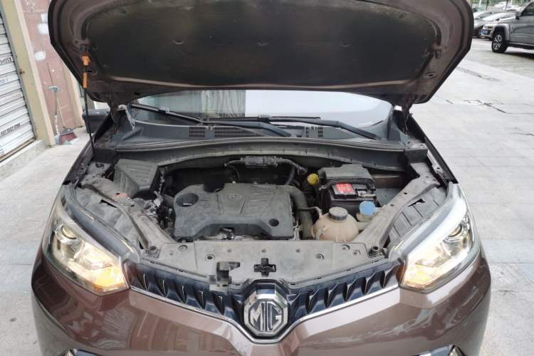 Used MG GS 2015 1.5TGI TST Elite Edition Engine Bay