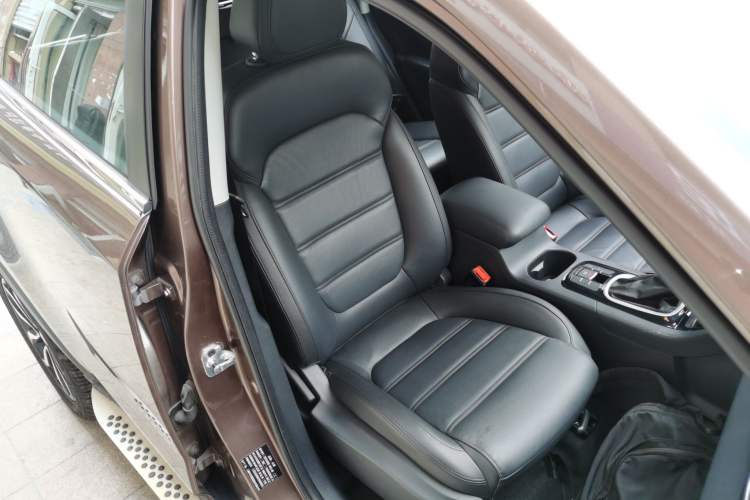 Used MG GS 2015 1.5TGI TST Elite Edition Right Front Seat