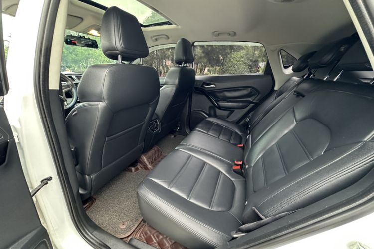Used MG GS 2016 1.5TGI TST Luxury Edition Interior 2