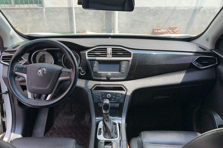 Used MG GS 2016 1.5TGI TST Luxury Edition Interior 4