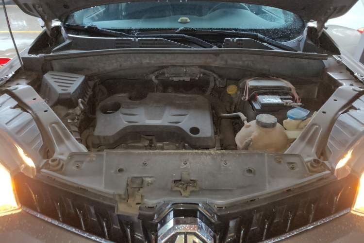 Used MG GS 2015 1.5TGI TST Elite Edition Engine Bay