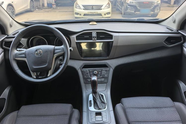 Used MG GS 2015 1.5TGI TST Elite Edition Interior 5
