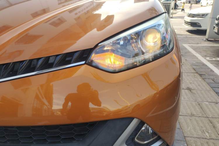 Used MG GS 2015 2.0TGI TST Luxury Edition Left Front Headlight