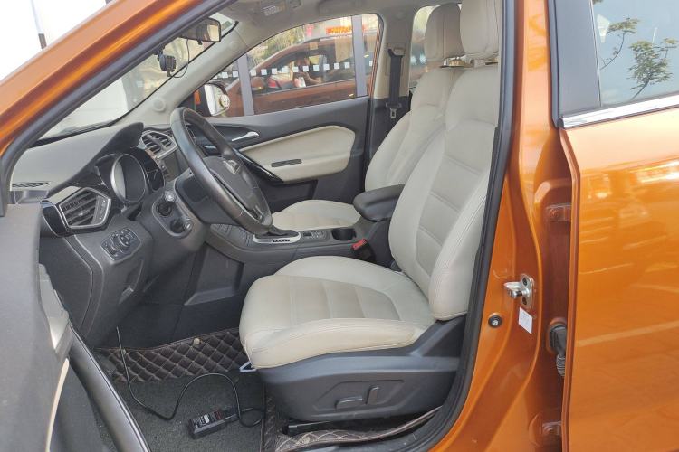 Used MG GS 2015 2.0TGI TST Luxury Edition Left Front Seat